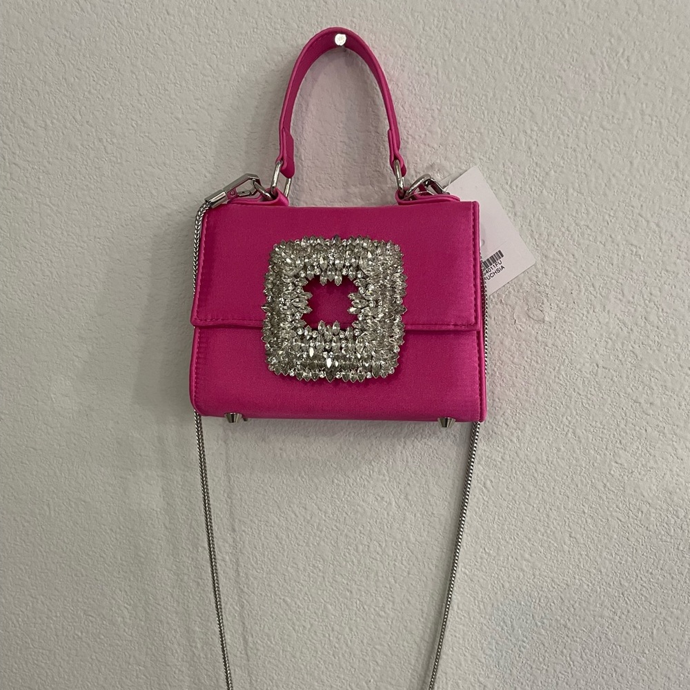 Fuchsia dress handbag.